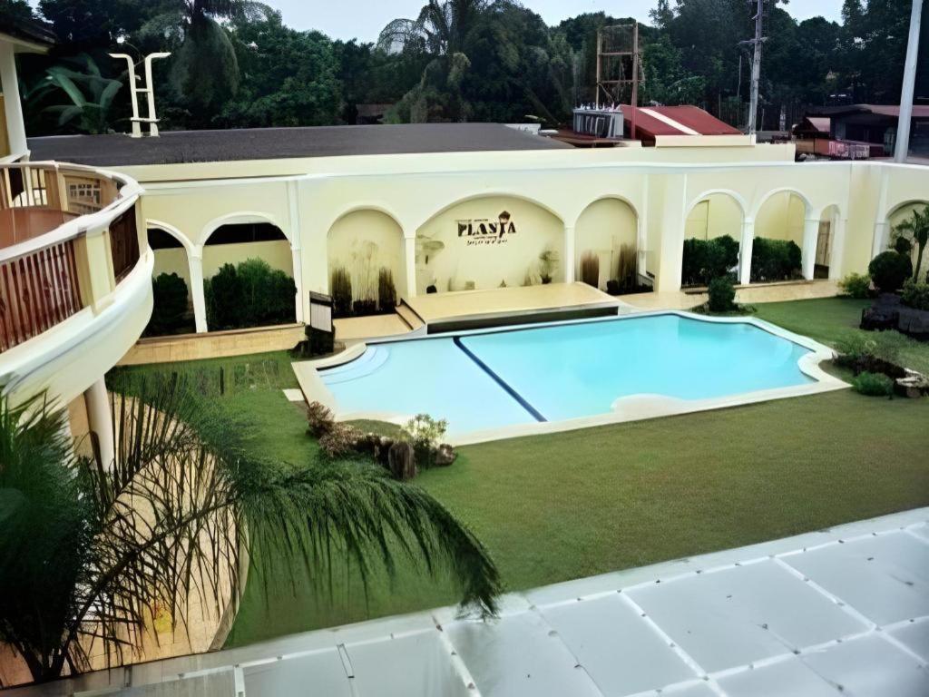 Planta Centro Bacolod Hotel & Residences Buitenkant foto