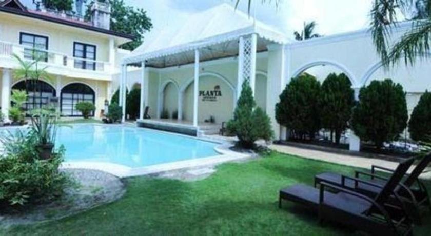 Planta Centro Bacolod Hotel & Residences Buitenkant foto