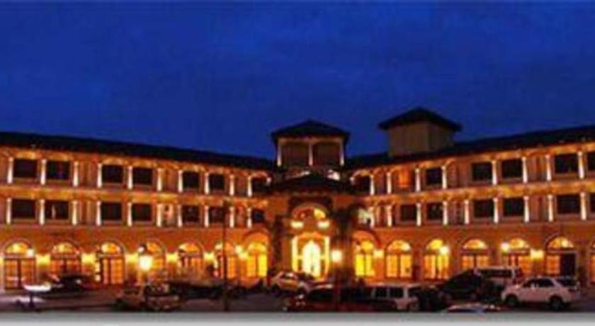 Planta Centro Bacolod Hotel & Residences Buitenkant foto